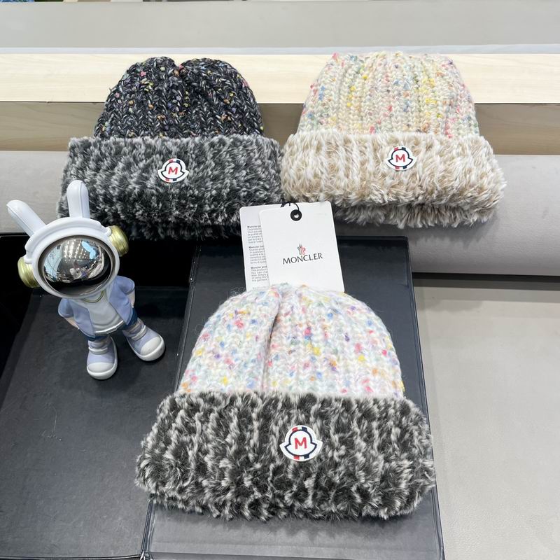 Moncler hat 010320